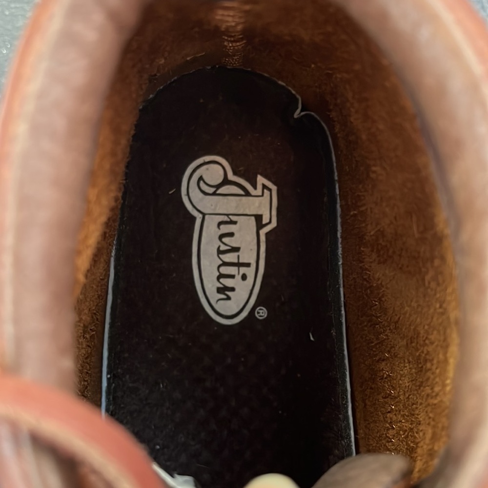 NWOT Leather boots by Justin - Picture 7 of 8